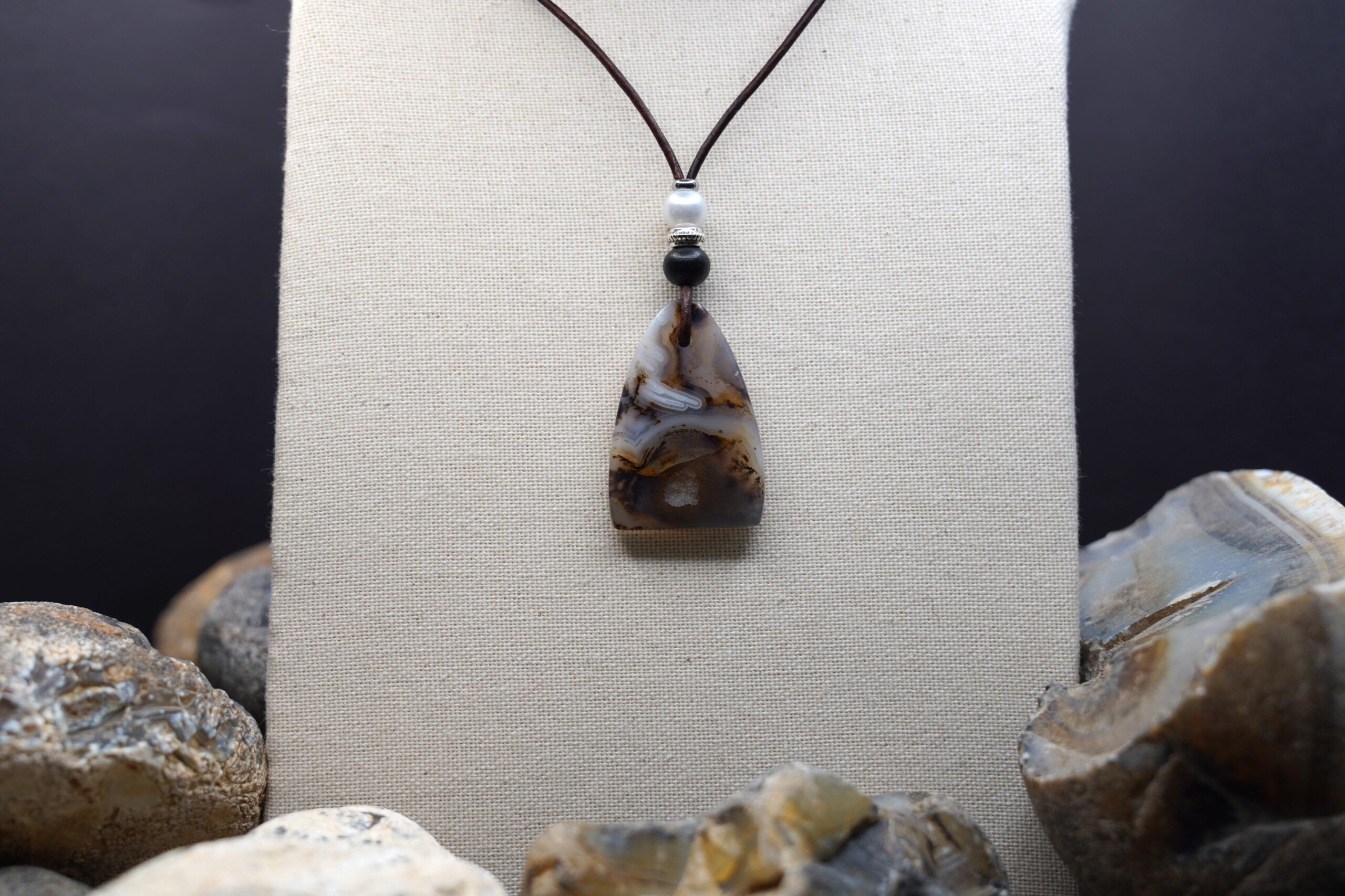 Montana Moss Agate necklace YSRA-126 — necklace on display